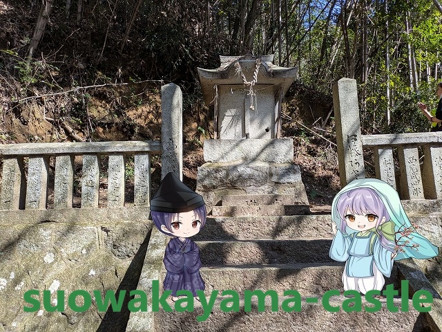 頭崎神社・本殿