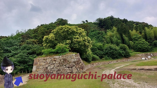 月山富田城・菅谷口門